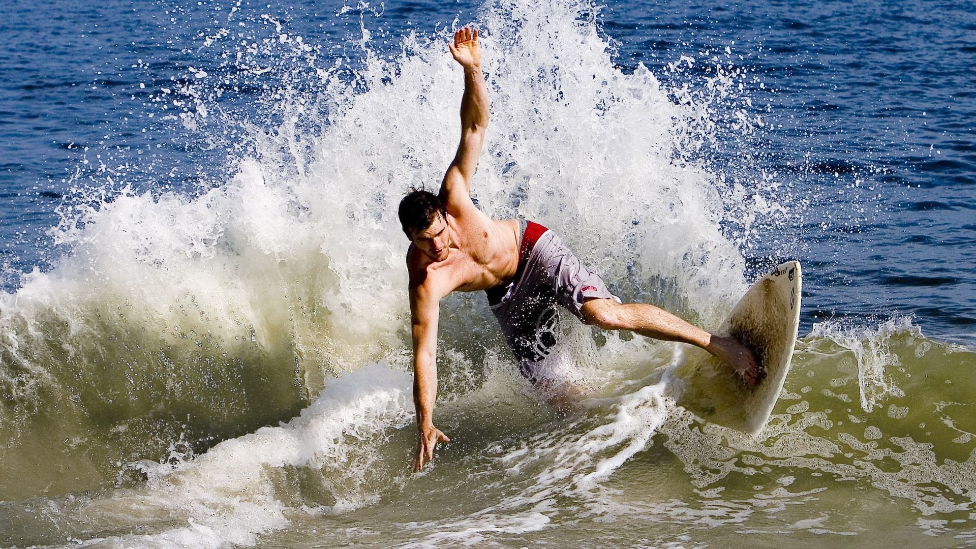 弗朗索瓦·斯图尔特：出色的传球技术为南非队破门打下基础，弗朗索瓦恩格勒特